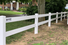 2-Rail-White-Vinyl-Fence