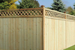 Wood-Privacy-with-Lattice-Top
